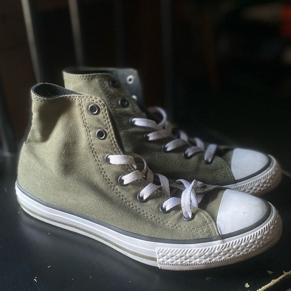 Converse sneakers, army green and black color, high tops, classic sneaker